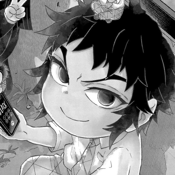 star_pinetree_'s tweet photo. Kaigaku with his eyeliner, he has cat essence https://t.co/CUc6kG1zs7
