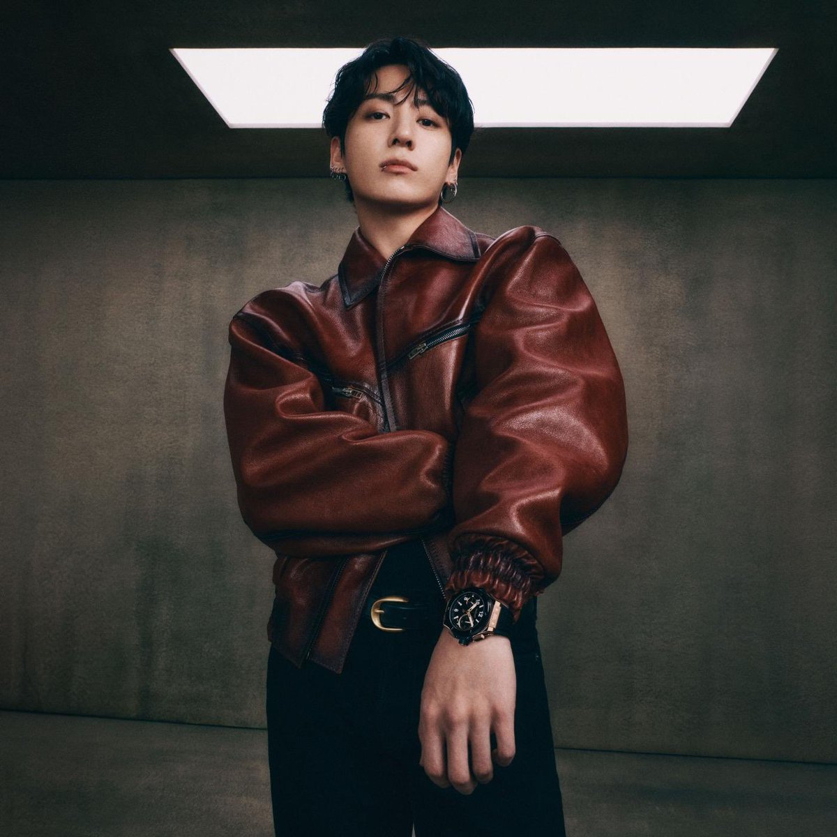 XMPLMAG's tweet photo. Happy 29th birthday to Jungkook! ✨ https://t.co/nVQqVWsTa6