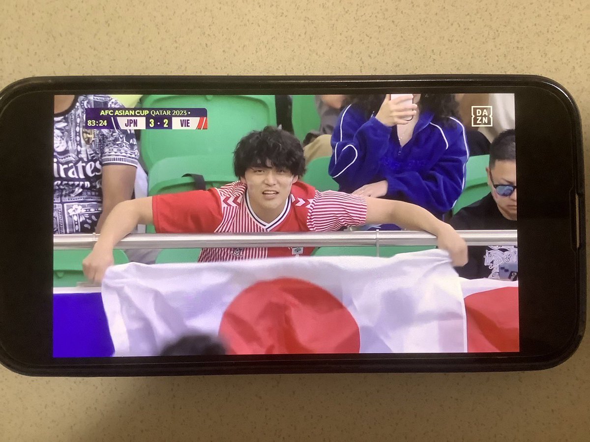 boss_subsub's tweet photo. ドバイがいきなり懐かしくな��たPart 3
＊アジアンカップへドバキチと https://t.co/KVdBNTMBT2