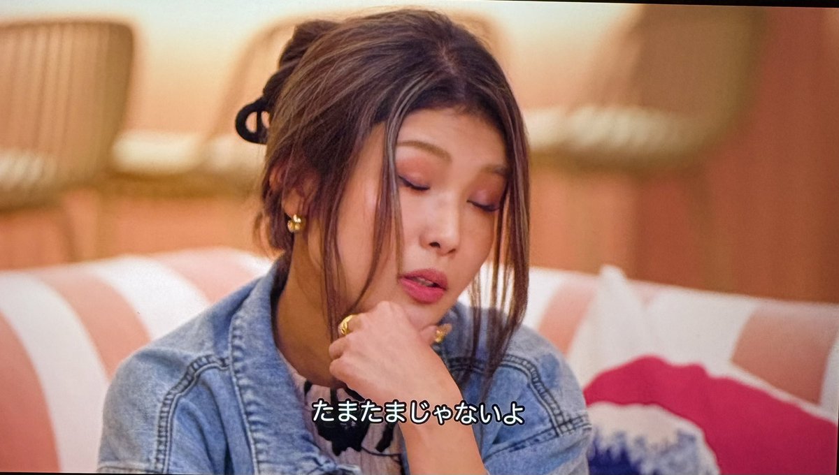 mi_doshi's tweet photo. ラヴ上等2全体的にユーモアがないよね。陰湿っていうか。
前回サラがまるをボーボボのつけものぐらい詰めてたけど、この場面『おめーの飯ねぇから！』ぐらい言ってほしかったよね。
シャラン、人にキモいって言い過ぎだし、ラウンジ嬢ってもっと語彙力あると思ってた。
（数数えるみみちゃんかわええ） https://t.co/0iHa4jo62e