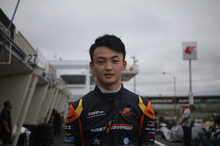 fmotor's tweet photo. FJ1500/S-FJ筑波・富士:第6戦筑波公式予選ドライバーコメント FJ1500:2位・ #光山勇正 「ポテンシャルはあったと思うので、そこが出し切れていない」 S-FJ:ポールポジション・ #切替悠喜 「僕は総合も取りたい」 https://t.co/ANmim6voq4 #fj1500 #superfj https://t.co/wlYbmyjYT9