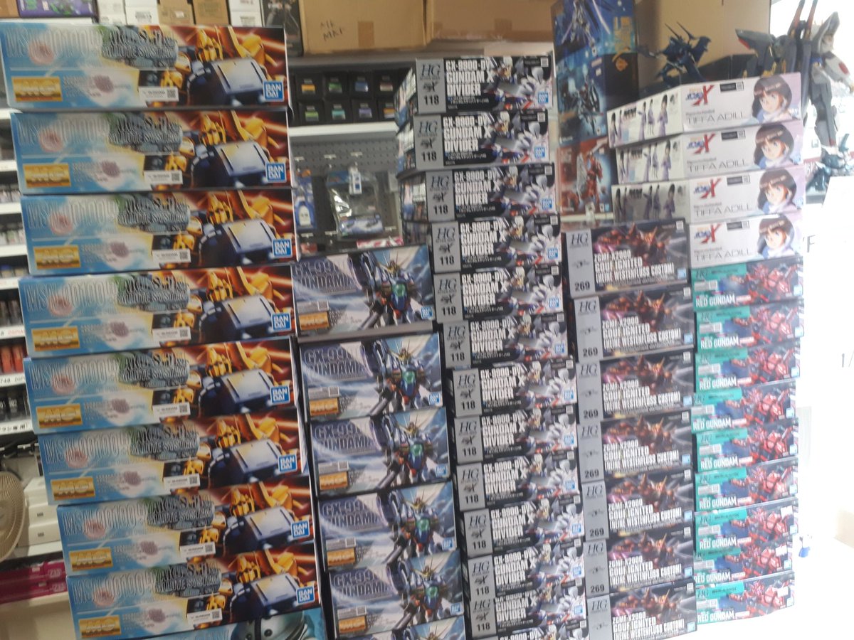 Hobbyland_akiba's tweet photo. HOBBYLAND 秋葉原

再版入荷しました

#HOBBYLAND
#秋葉原
#模型屋
#ガンプラ https://t.co/201XIDZOty