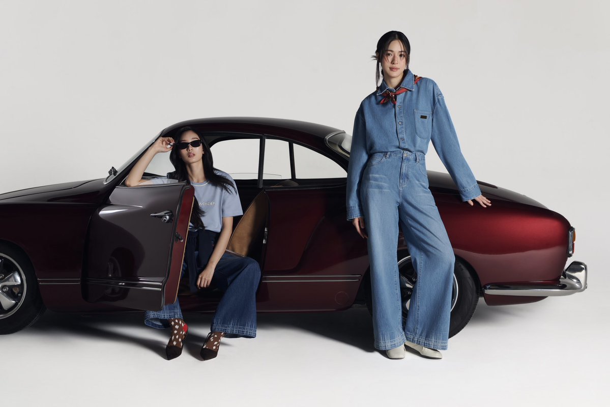 AlwayswonderCo's tweet photo. Windows down, city ahead, nowhere to rush.

Meet your Downtown Darling NOW.
Website: https://t.co/pV93muMFHZ
LINE Shopping: https://t.co/Z8ZQH4k05E

#DowntownDarling #AlwaysWonder #WonderCollection02 https://t.co/36vHLYl1Xu