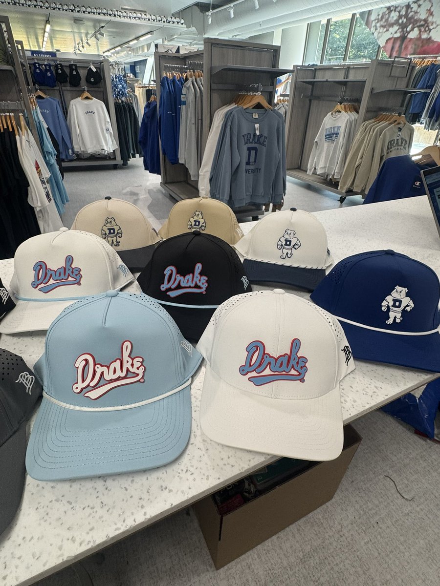 kemcvay's tweet photo. So I may have gotten carried away with Branded Bills. 🧢 https://t.co/JGVjsRLJwF