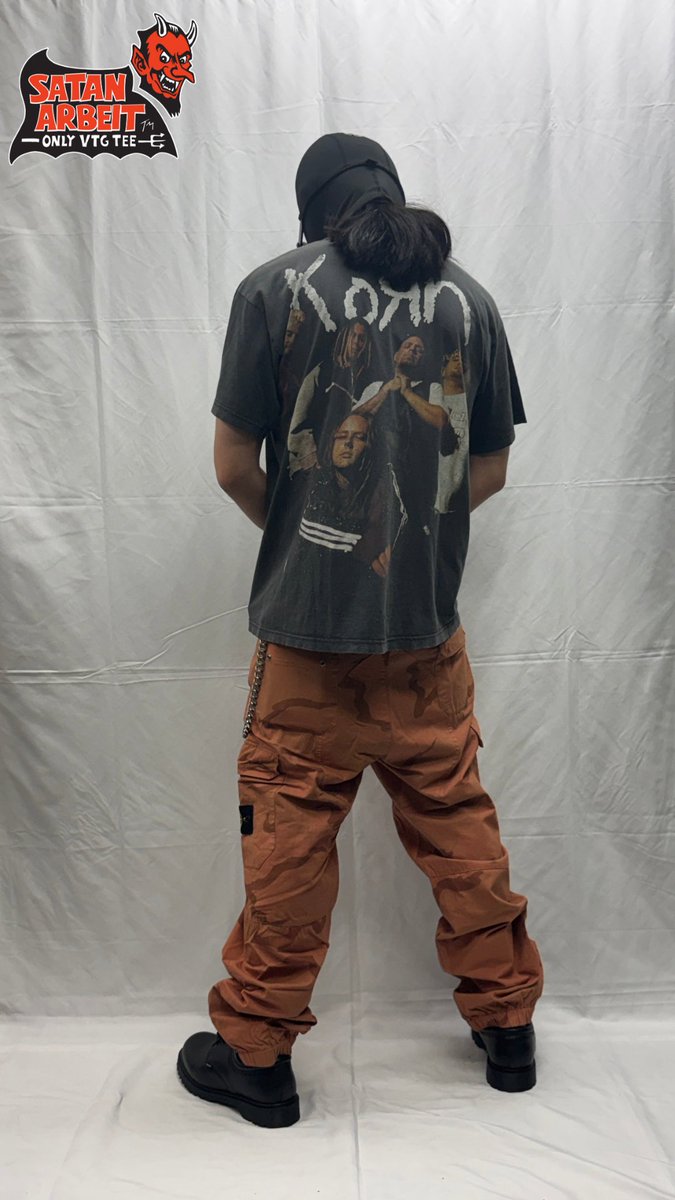 Devilsway_corp's tweet photo. Korn Untouchables Euro Bootleg VTG Tee

Euro特有の生地の柔らかさ、表と裏のプリントの質感、デザイン共に文句なしの個体です

02年リリースの5th albumがモチーフ、タグのデザイン的にも02-04頃の個体になります
Euro繋がりでStoneisland、Dr.martensと合わせました
#korn
#supreme
#Chromehearts https://t.co/OMnPvSNrd7