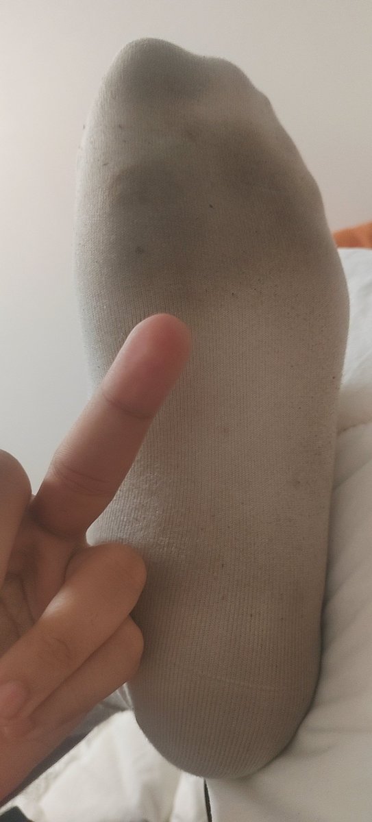 8f7pv's tweet photo. 操你妈了个逼的傻逼母猪，自己把你那蠢逼猪脸伸过来变成脑瘫智障吧，脑残 https://t.co/Zajy473bSw