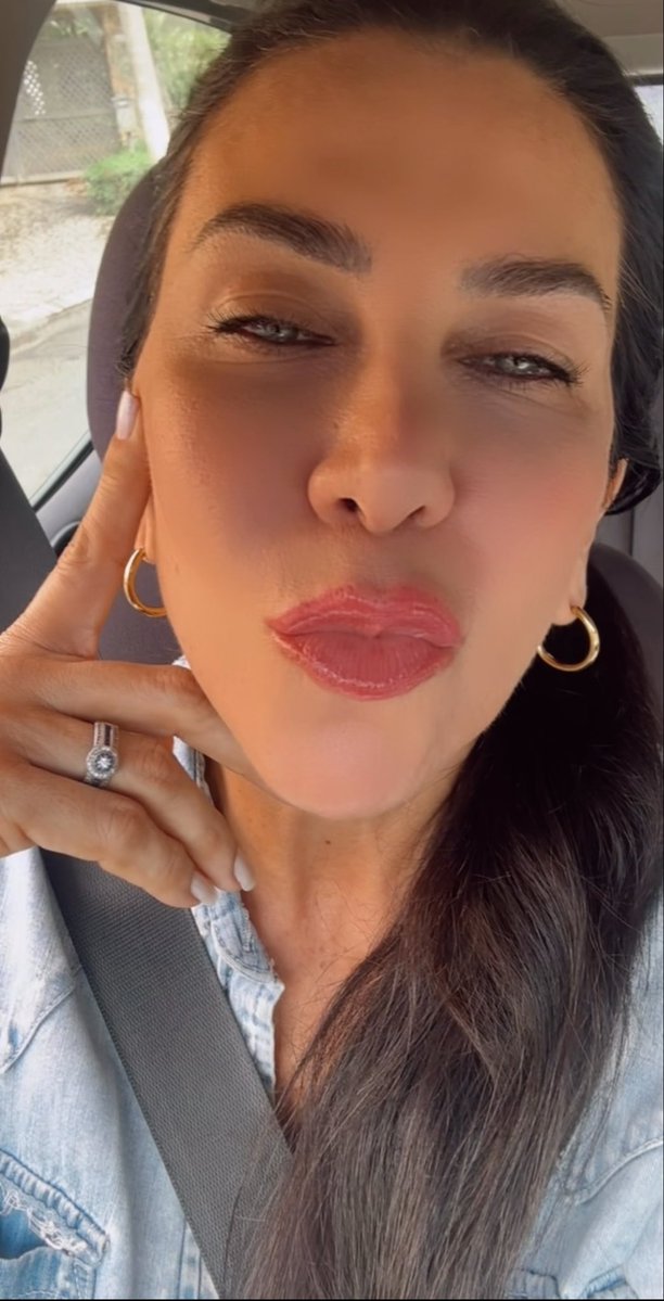 DenizeTaccto's tweet photo. Excelente setembro para nós 🙏💜👸 https://t.co/pwkdv8AgQJ