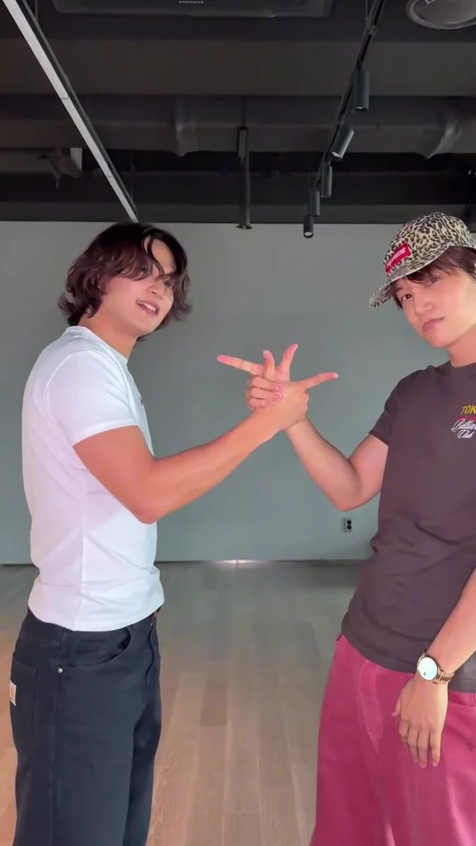 태민♥민호_Taemin_Minho_2min_SHINee_5 (ZOL) على X: 