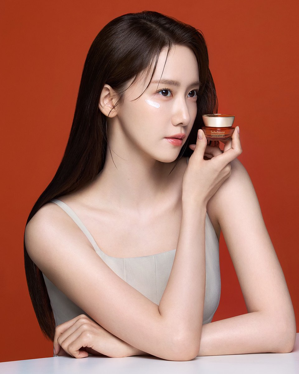 mystarmyangel's tweet photo. 260902 YoonA - Sulwhasoo new promo pics cr sulwhasoo.official

https://t.co/WgSyEHaByK

#임윤아 #LimYoonA #윤아 #YoonA https://t.co/E2HN7o5eH8