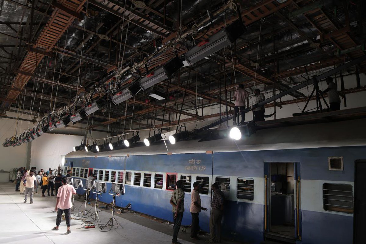 sekartweets's tweet photo. #KJRNext Update 🚨
‣ Shooting for #KJRNext is currently happening in Chennai. A grand train set has been created for a major fight sequence. The set alone is said to have cost around ₹1.5 Cr and looks almost like a real train. This sequence may feature for only around 5 minutes in the entire film.
‣ KJR has undergone 2 months of special training in Parkour (Martial Arts) for this film. This is being implemented for the first time in Indian cinema. He has also performed the action himself without using a dupe during the shoot.
‣ Peter Hein Master is choreographing this big action sequence. He has created different action
‣ Regan is directing the film. He was previously associated with Prasanth Padiaraj’s #Vilangu.
‣ #KJRNext has a multi-industry star cast with actors from Tamil, Telugu, Kannada, Malayalam and Hindi cinema.
‣ Ghibran is composing the music for the film.