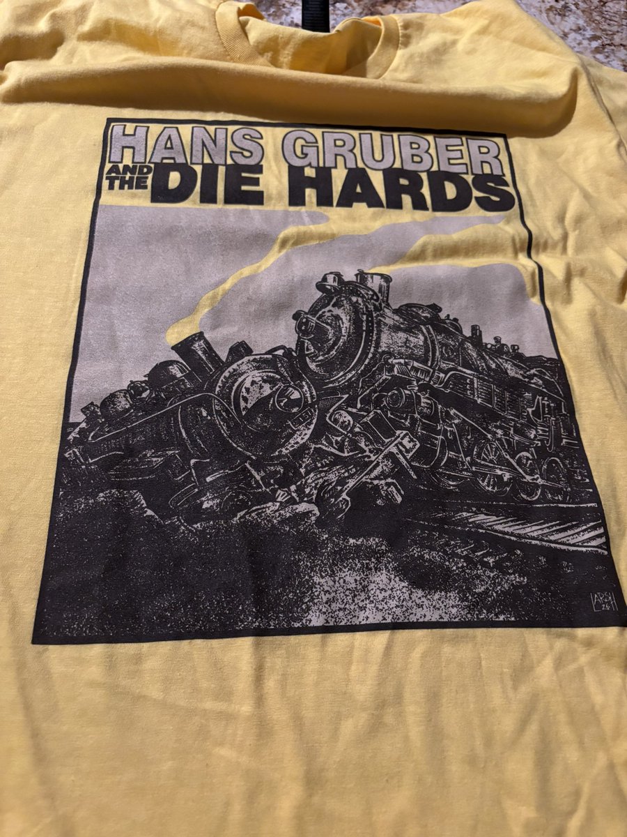 1travisns's tweet photo. Tonight I learned a man doing ska punk in his underwear can make a compelling case to buy his t shirt.  Thanks @Gruberites for the insane vibes tonight @thecamelrva 🫡👊🫶🤘 https://t.co/01g7elKkTX