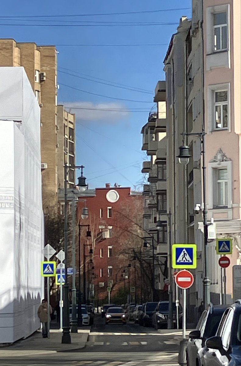 AndrewTownendNZ's tweet photo. One year ago today my family and I left Moscow. My colleagues gave me a copy of Mikhail Osorgin’s 1928 novel Sivtsev Vrazhek, named after the street where we lived, as a leaving present. https://t.co/8aZCCCvihn