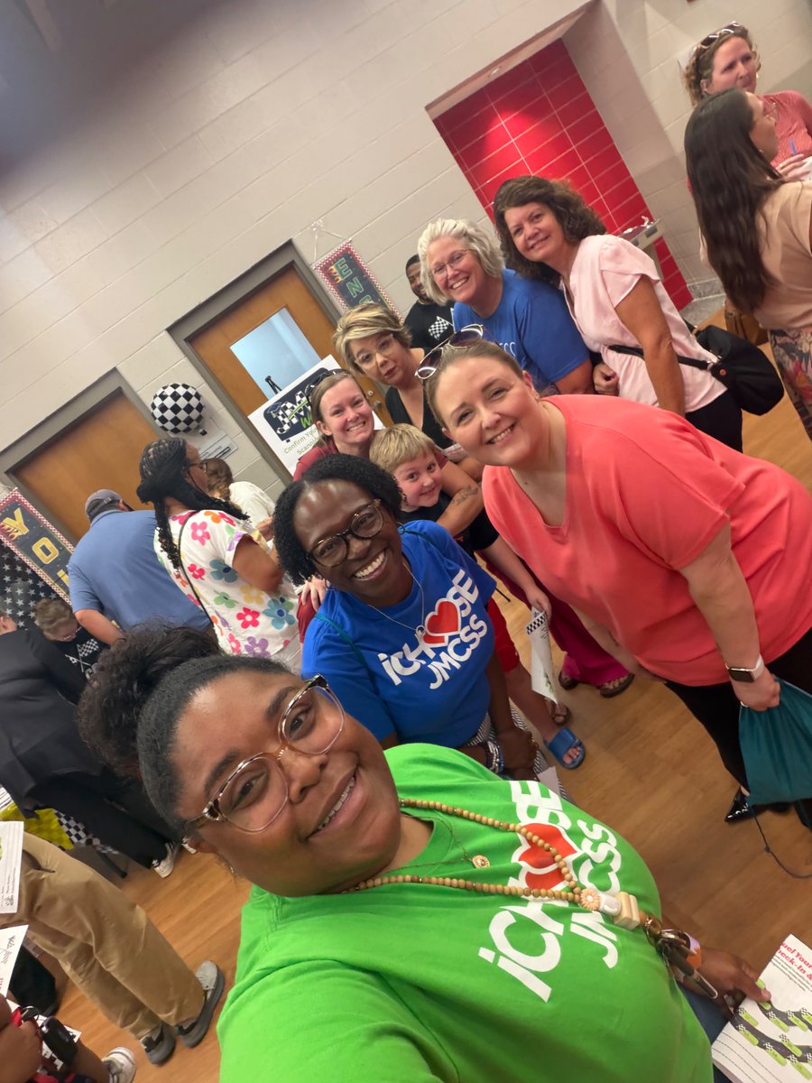 Denmark1945's tweet photo. Our faculty and staff had a great time at the weCare Kickoff today!! Lots of vendors, massages, wellness tests, and more! Check out this thread of photos from today! #BigDenmark #JMCSS @JMCSchools @suptking @RKirkbrideJMCSS https://t.co/3GRjGtxcjP