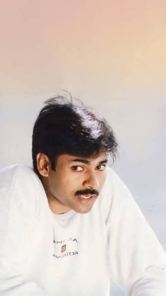 Suprith_369's tweet photo. Years will pass. Generations will change.
But some names remain alive in people's hearts.
Pawan Kalyan  is one such name.
#HBDPawanKalyan #JanaSenani https://t.co/Zoy28inIls