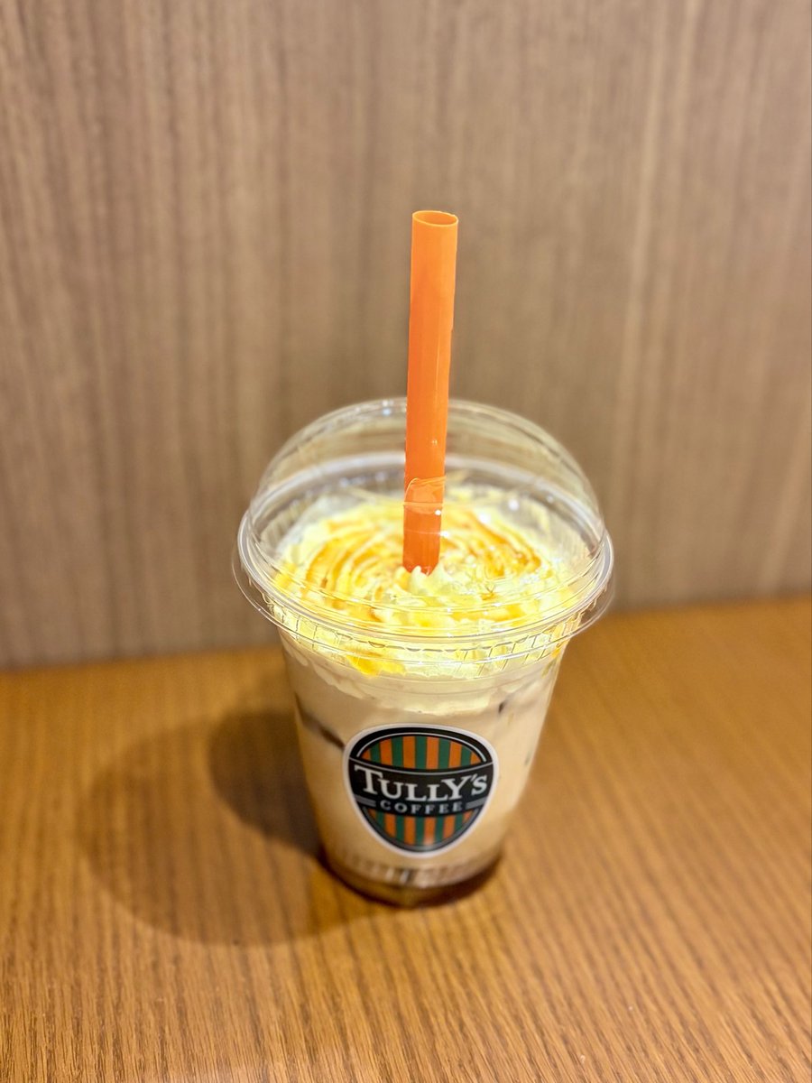 seiwo_game's tweet photo. コーヒーの苦味結構感じておいしい❣️わらび餅もとろとろで最高 https://t.co/Dr1MOQzIzw
