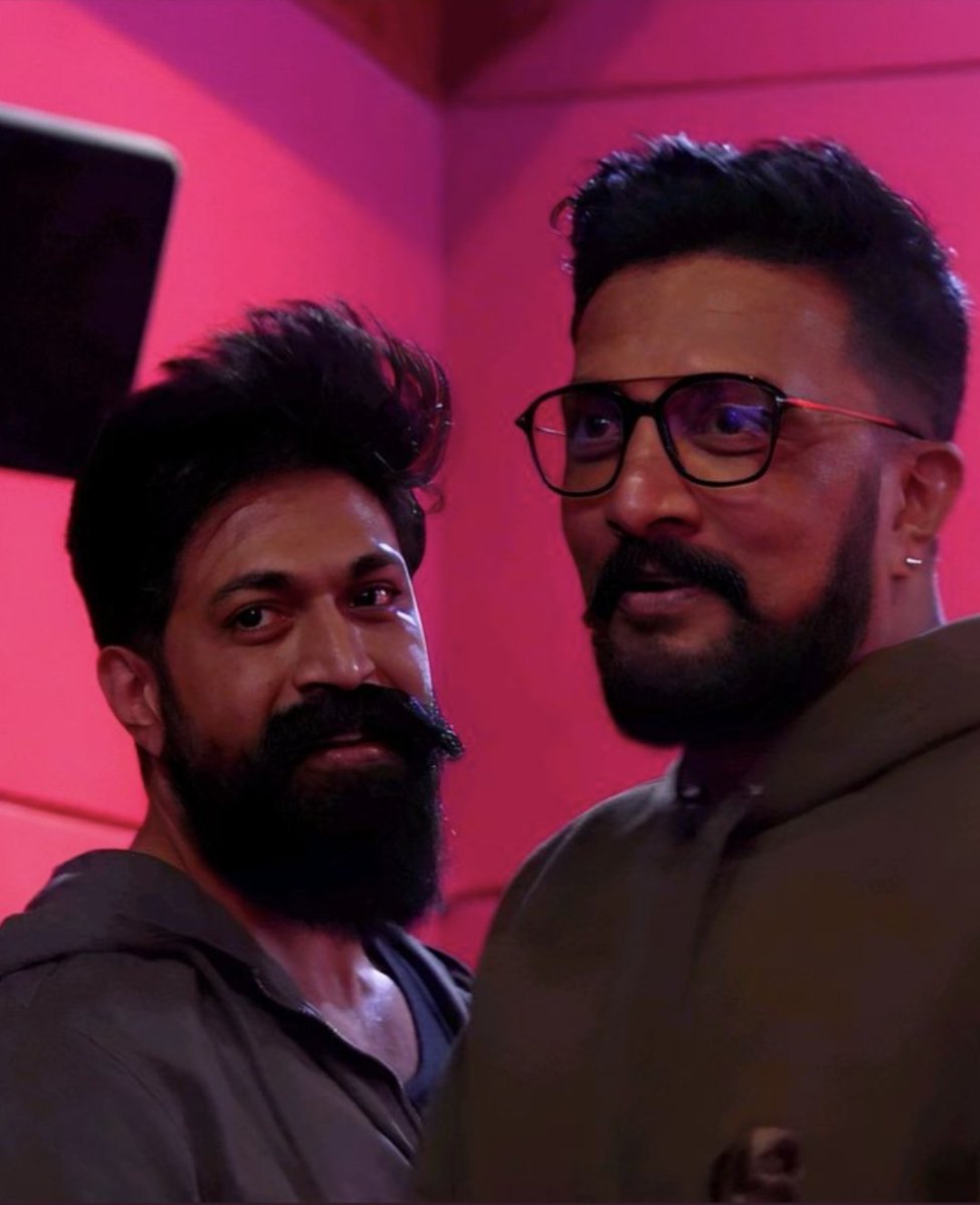 NameIsShreyash's tweet photo. The poster looks stunning 🔥
Expecting same quality visuals on the big screen too sir @anupsbhandari

Best birthday wishes to @KicchaSudeep sir ok behalf of @TheNameIsYash Boss fans ❤️

#HBDKicchaSudeep #ToxicTheMovie #BRBFirstBlood https://t.co/Sp8mU1QDt6