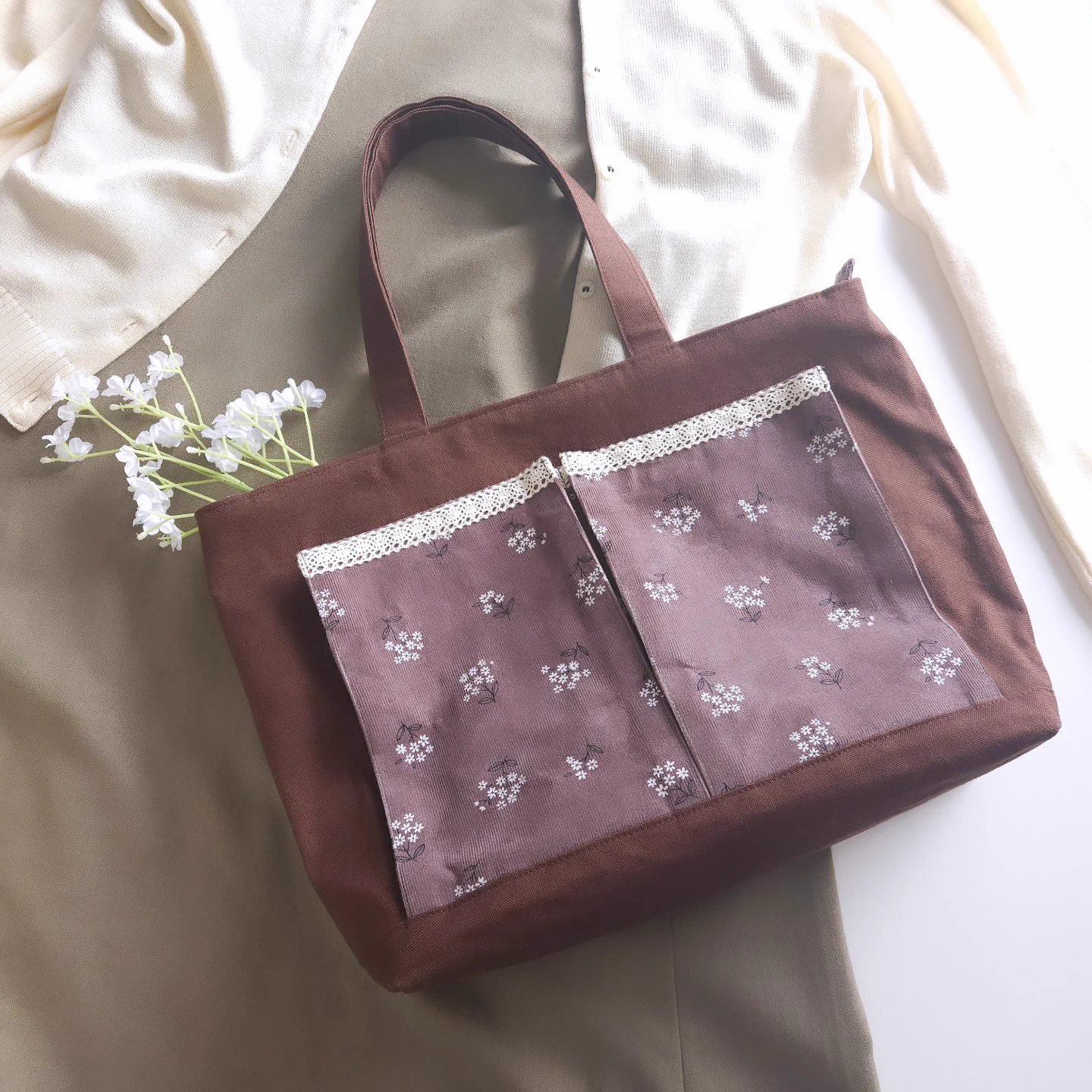 【非売品】ジャンフェス2007景品 チョコボのハンカチ、ミトン手袋 HRLpMgSbcAA4Akz?format=webp&
