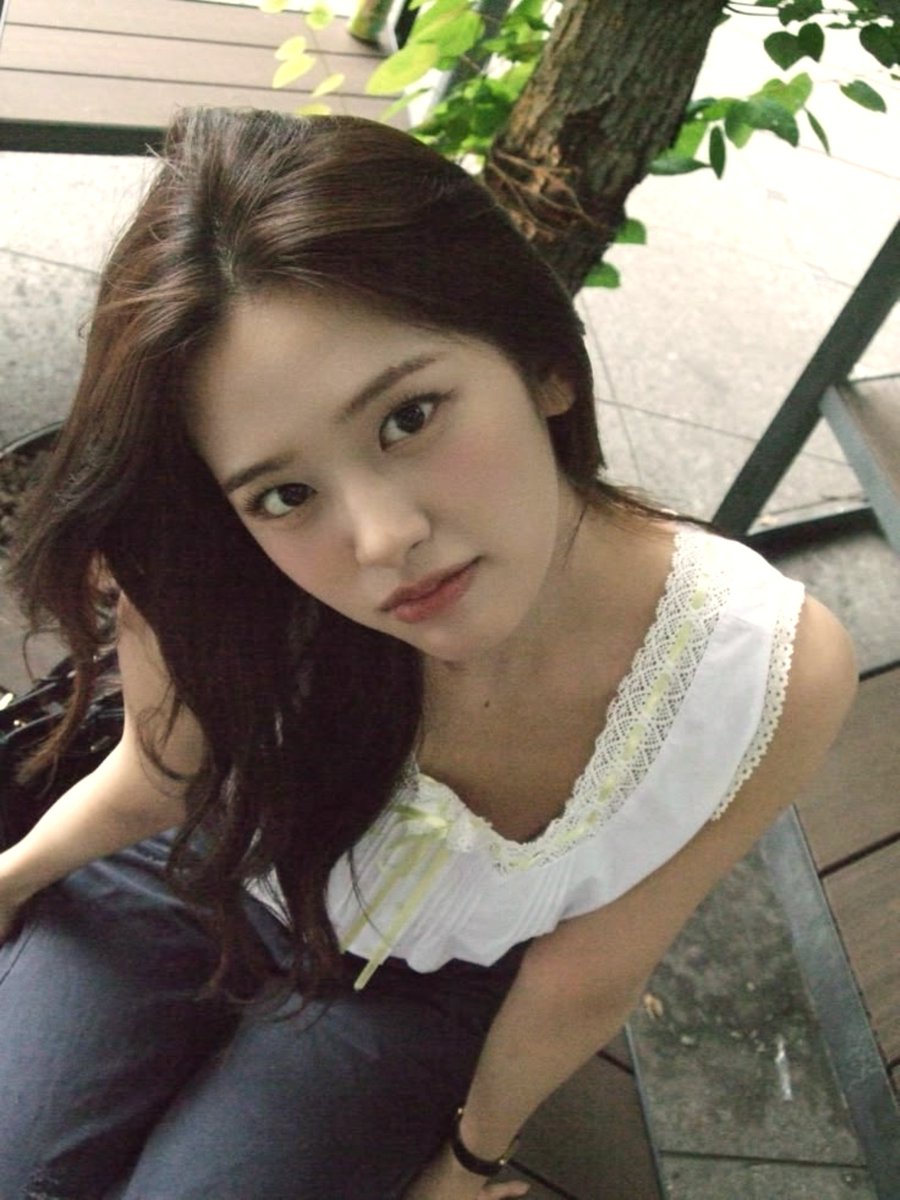 ischelseagx's tweet photo. ㅤㅤㅤ ㅤ 
ㅤㅤㅤ ㅤ             🤍 · ║▌ ˖࣪ ⁀ ✿𝅼  ㅤㅤ
ㅤㅤ      
ㅤㅤㅤ ㅤ https://t.co/1caSgbBpyM