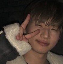bbgermi's tweet photo. 그의 브이는 언제나 귀엽다 https://t.co/Y1mun4N7CA