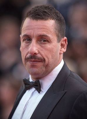 Black_Pilled's tweet photo. It's crazy how jews all start looking like the same jew as they age. https://t.co/jghec1NHtp