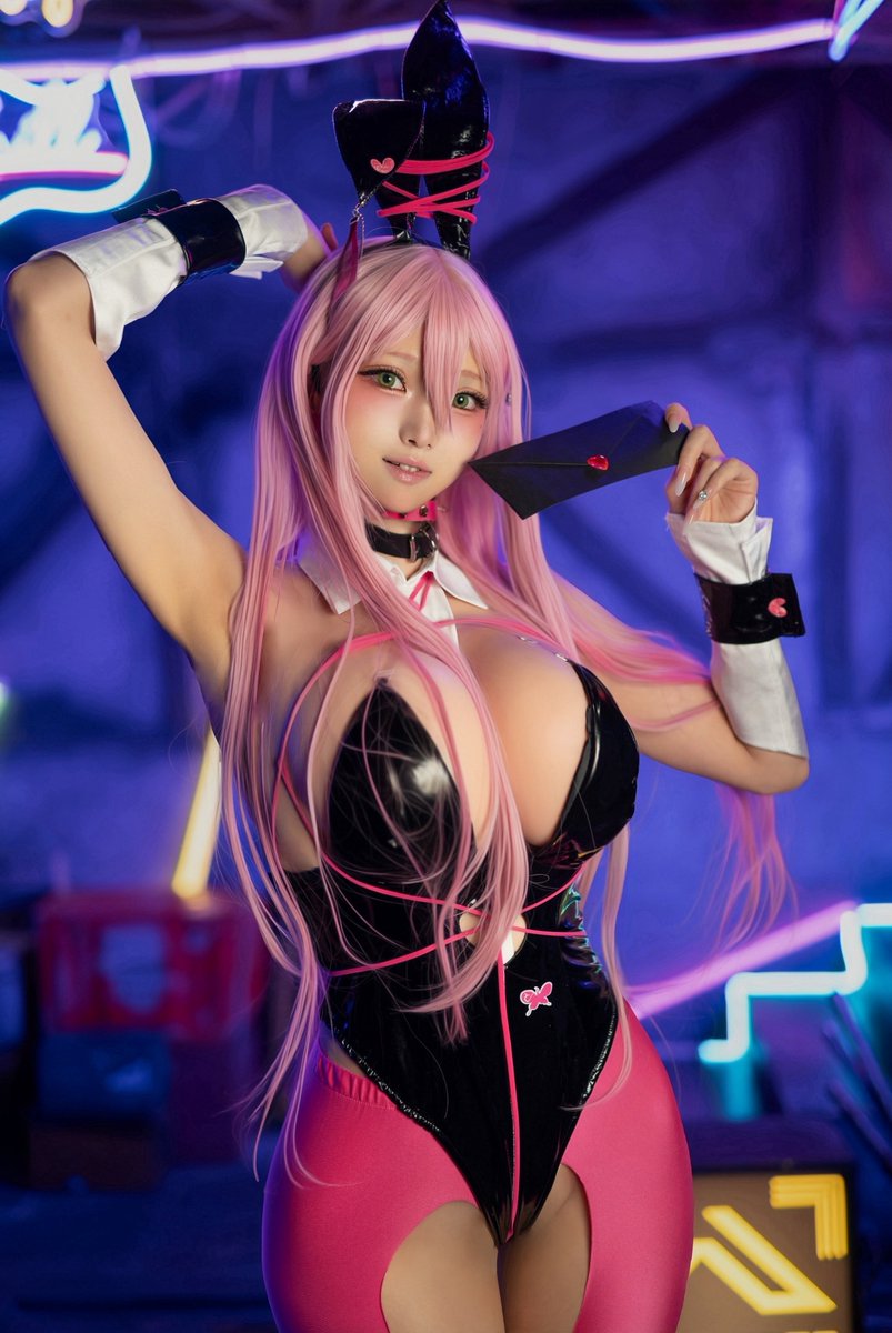 srnerupipp's tweet photo. めちゃ綺麗に撮ってもらっ���から載せたい〜！

ベルベット　#cosplay https://t.co/l4RPH1iYmg