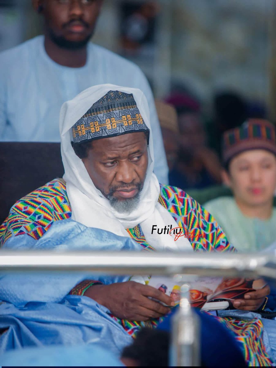 MCiseu's tweet photo. Gamowat Médina Cheikh Ibrahim : image causerie Cheikh Mahi A.cisse, imam et porte parole de la faydtidiania 🙏🙏🙏 https://t.co/3cNhgWtFYo