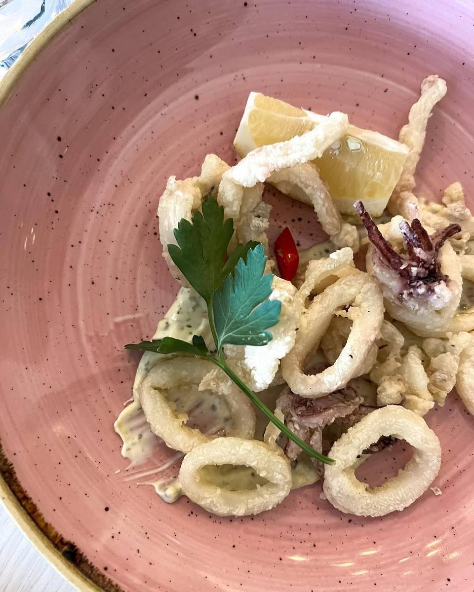 ruby_cooper00's tweet photo. Yesterday we had the pleasure of trialling the Italian coast inspired bottomless lunch menu, and it was amazing!! 

My standouts from this menu was the:

Lamb chargrilled with mushroom and truffle risotto.

The most ridiculously good chargrilled chicken with potatoes, https://t.co/486RKZJc8w