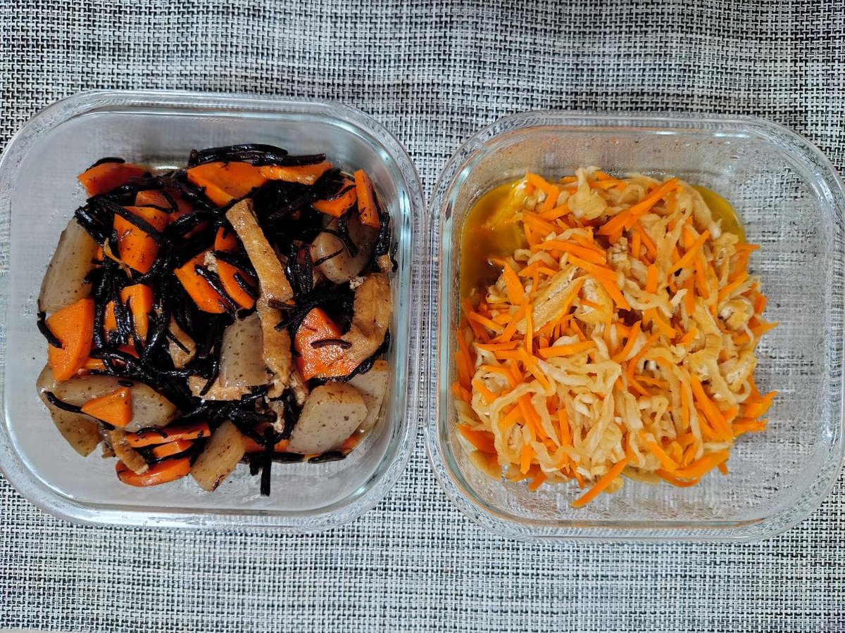 cutupjapan's tweet photo. 今日の昼食です🍽️

ひじきの煮物
切り干し大根

今日まで学校が半日でした
明日からお弁当です🍱
こちらは秋のような空模様です🌥️

byドラゴン 53日目
#お弁当  #男子 #高校生 #手作り #記録 https://t.co/gm7ls7Ey6H