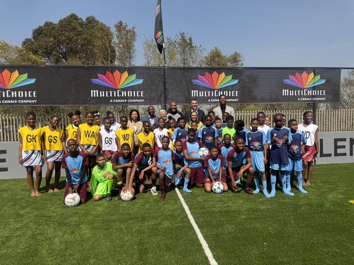 GaytonMcK's tweet photo. A child in sport is indeed a child out of court, we shall change the narrative about our communities like Eldorado Park, thanks you @MultiChoice 🥹🥹🥹🥹👏🏽 https://t.co/1SUf1jkzmm