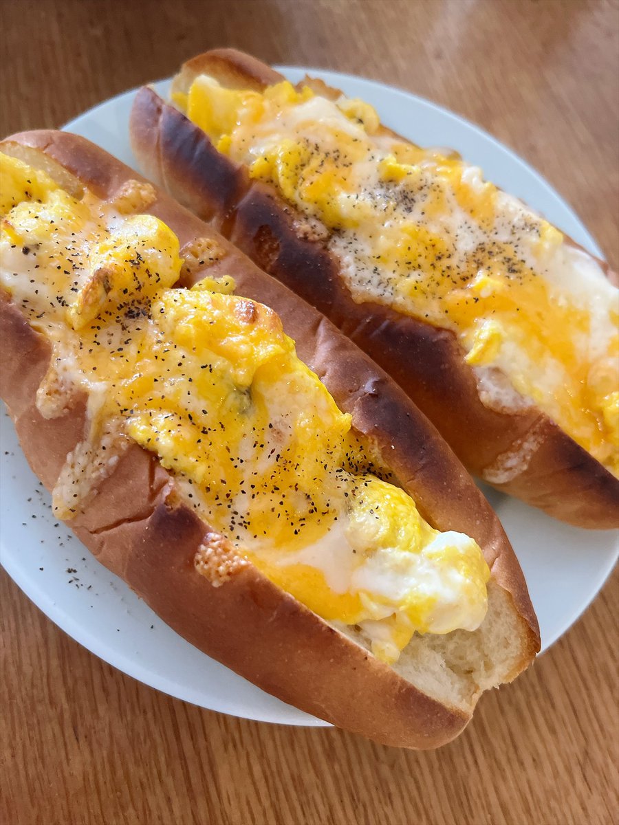 KikoShort's tweet photo. お昼ごはんに、たまごドック https://t.co/SIbGZHyy2I