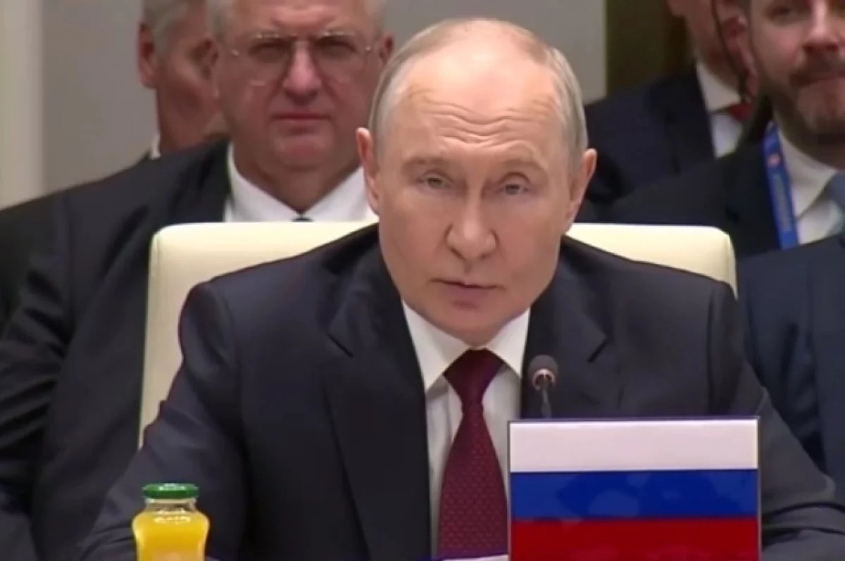ZHARENOFF's tweet photo. «С террористами переговоров не ведут»: Путин прокомментировал угрозы Зеленского авиакомпаниям РФ.

Путин заявил, что заявления Зеленского относительно угроз российских авиакомпаний можно расценивать как государственный терроризм. И пообещал в этом случае дать жесточайший ответ. https://t.co/xl2mChp17l
