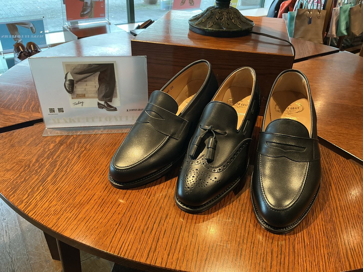 GpoScotch's tweet photo. 【夏終わりのお出掛けは、お洒落にローファーで。】

脱ぎ履きしやすく、快適な履き心地のローファー。
ラフな格好にも、カチッとカジュアルにもお似合いです。

ご来店、心よりお待ちしております。

#スコッチグレイン #御殿場プレミアムアウトレット #ローファー https://t.co/DAjZPrhzTu