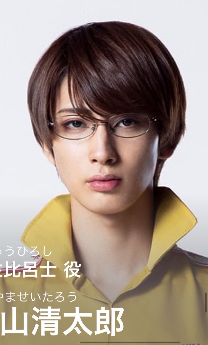 ksit232's tweet photo. ずっと『柳生比呂士　顔』ではあるんだけどこう見るとあっさり原作寄り→酢いも甘いも知り尽くしてきたようなしっとり感→威厳が加わって肝が据わったようなどっしり感　と着実に進化していてすごいな https://t.co/GFkh9DeeC9