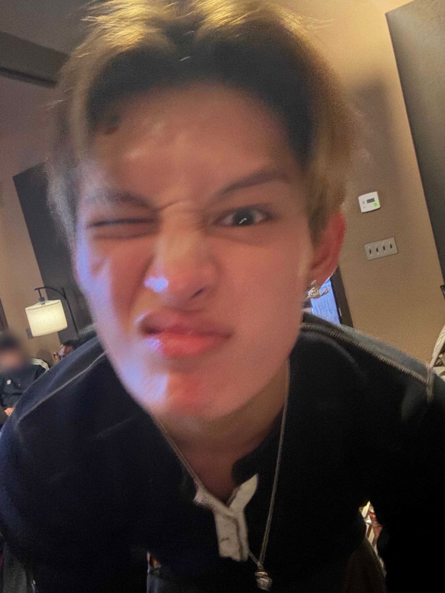 withcortis4life's tweet photo. i really love the genre of blurry james https://t.co/5FHuR4qYvI