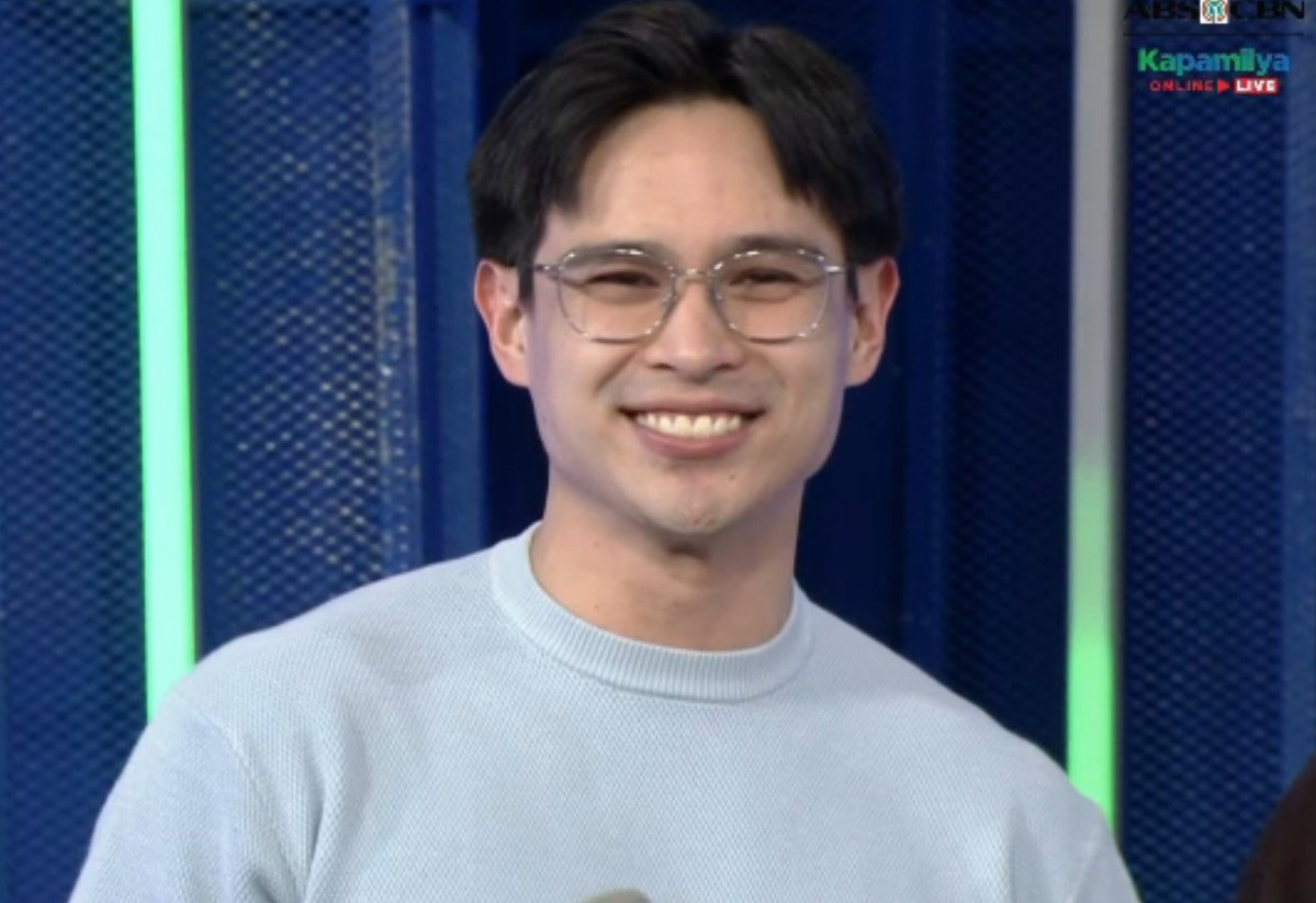 salvanyyy's tweet photo. ang pogi at fresh!

IST SEPTEMBER WED RALPH
#RalphdeLeon https://t.co/Vfs5q5PBLJ