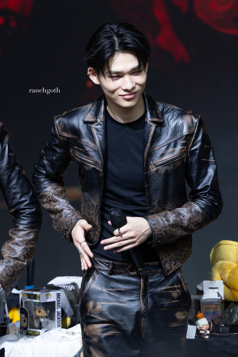ranchgoth's tweet photo. 260830

musicart fansign

#NI_KI #니키 #ニキ #西村力 #ENHYPEN #엔하이픈 https://t.co/FzqSuAlGw6
