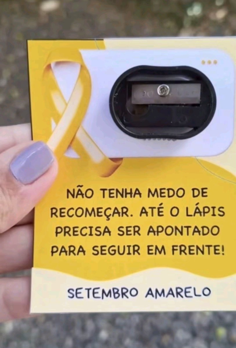 srttrln's tweet photo. Sem comentários https://t.co/Dr4cO2c3MA