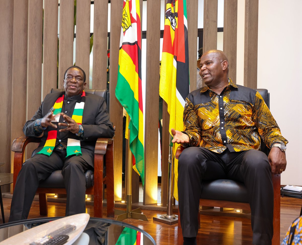 GeneralKadzi's tweet photo. The President is in Mozambique for the expansion of oil pipeline to Zimbabwe. This expansion will ensure that Zimbabwe gets cheap fuel in abundance!

#AsakhiZim https://t.co/sj2LWHRgmi