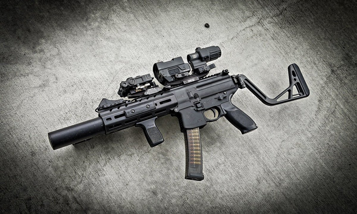 minamikenan's tweet photo. 過去のバイザーストック仕様のMPX https://t.co/fU2shBTAZS