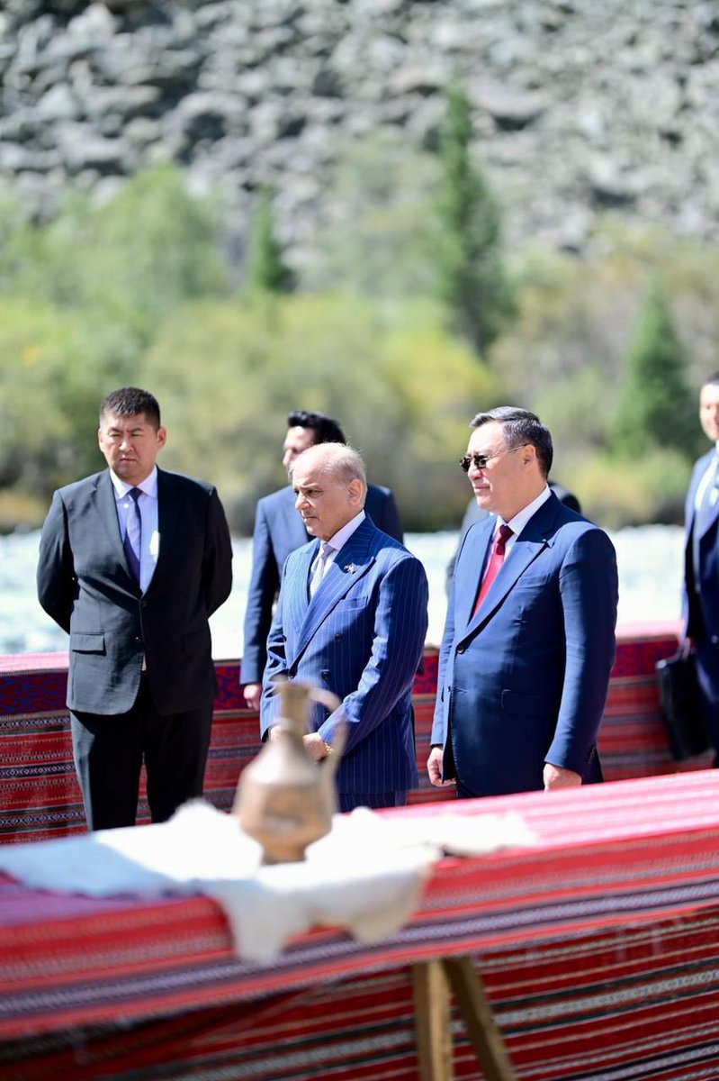 rubabkhan009's tweet photo. Prime Minister Muhammad Shehbaz Sharif visits the Ala Archa National Park in Bishkek, Kyrgyzstan on https://t.co/uBxCTdauoD