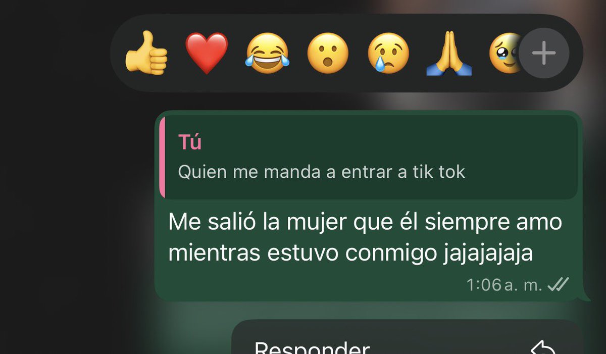 Angieeeeuh's tweet photo. A él nunca jamás lo volví a stalkear, pero a ella, a esa mujer que siempre estuvo en su mente mientras estaba conmigo no he podido dejarlo de hacer… https://t.co/cN8zIWEGJP