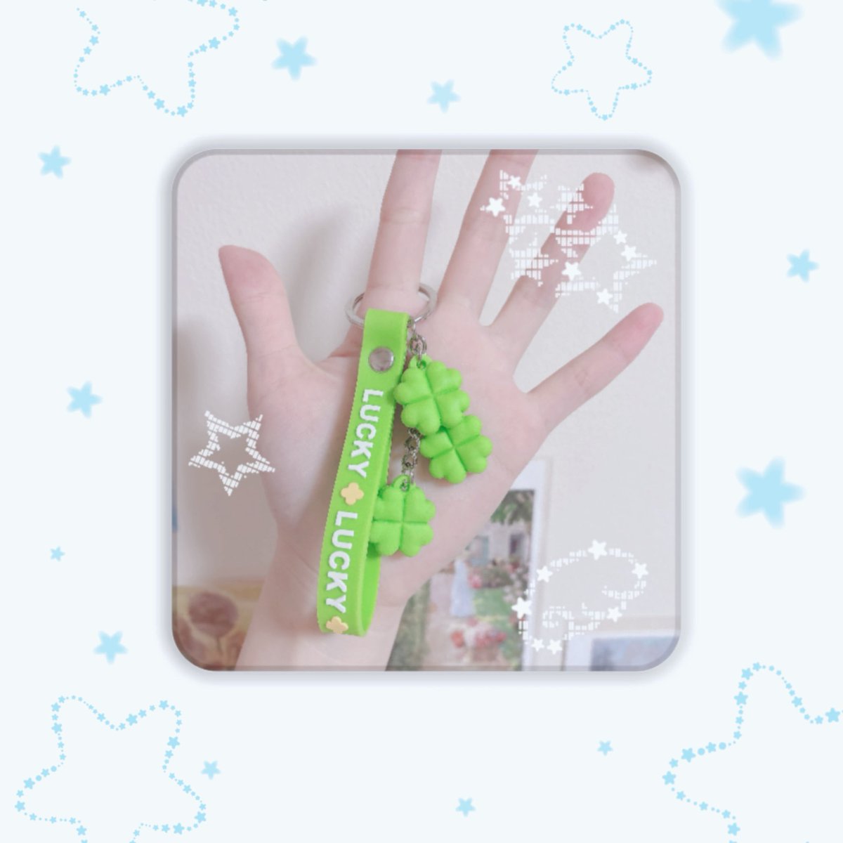 k01_yuk2's tweet photo. すごくハッピーになれそうなキーホルダーを購入🍀💫🤍 https://t.co/J2KJVCqMwx