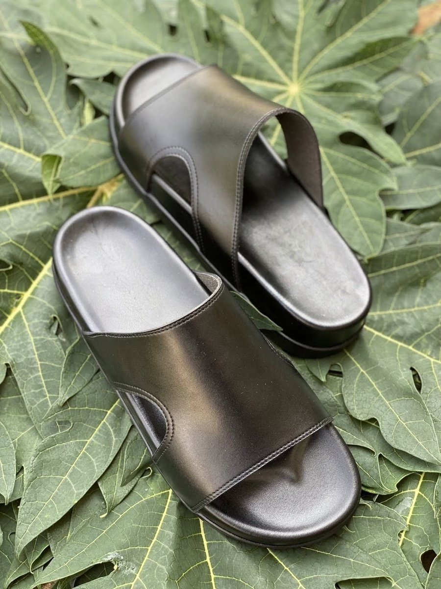hidrees_10's tweet photo. A natural setting for a timeless piece of craftsmanship that brings simplicity and comfort. 💚

🏷️ ₦25,000

📍 Location: Ibadan | Nationwide delivery https://t.co/clOt7yZv1r