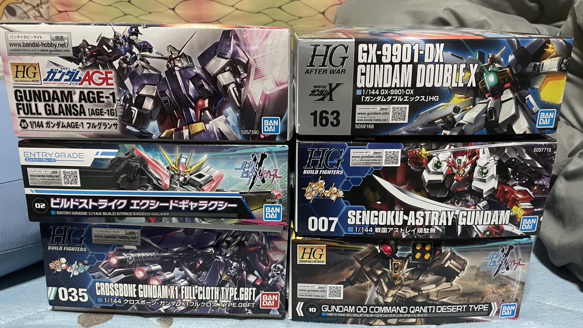 kenchan0621's tweet photo. この中でやっぱ、1番いいのはフルクロスなのかね〜…
#ガンプラ好きと繋がりたい https://t.co/xHuOFbtoug