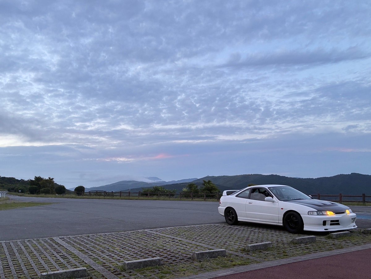 koba_DC2's tweet photo. #インテグラ #DC2 #honda #タイプR
めちゃくちゃ天気が良くて👍 https://t.co/v7pGcRMSVs