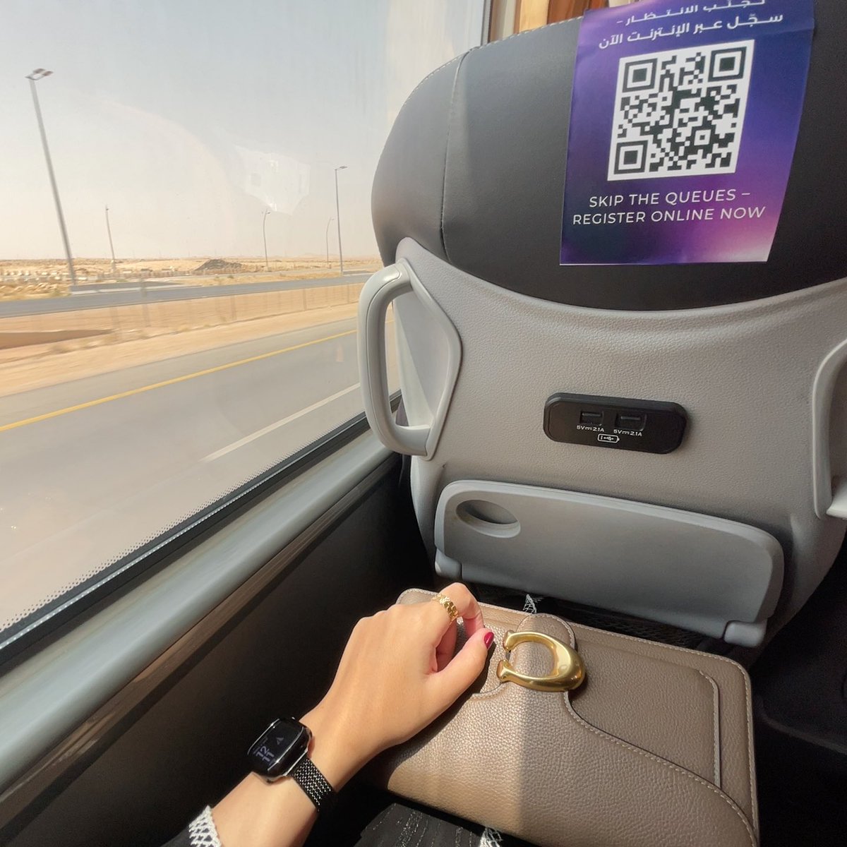 Joyce0ox's tweet photo. on my way #LEAP26 https://t.co/JKxycPYOBq