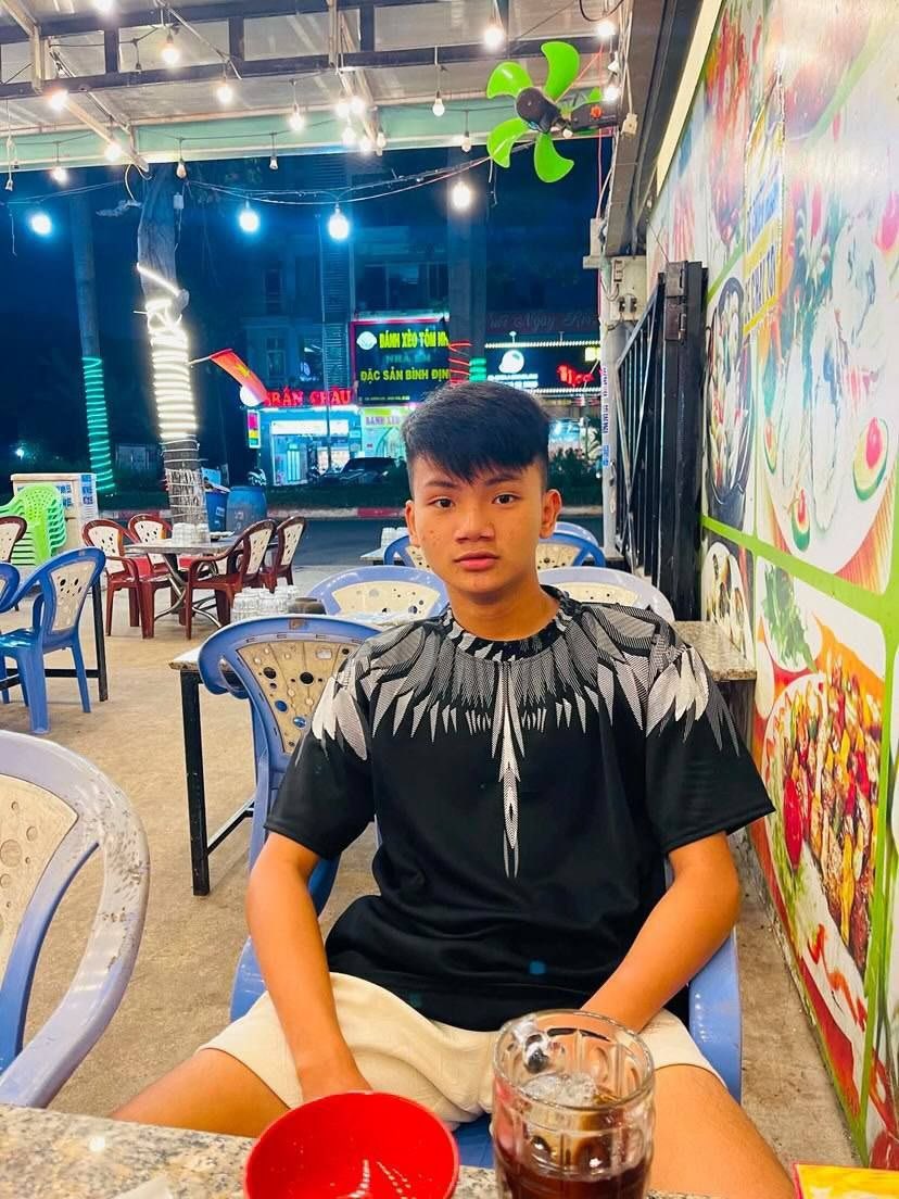 cucphamzaingoan's tweet photo. Ai hóng clip chưa? Trai thẳng mắt hí cute ngây thơ 18 tuổi, mới đầu đỏ mặt run run ngại ngùng khi chị chỉ cách sục…

Khúc sau dâm hẳn, khám phá từng chỗ nhạy cảm trên cơ thể… full bio tui https://t.co/MhDlghkOOs