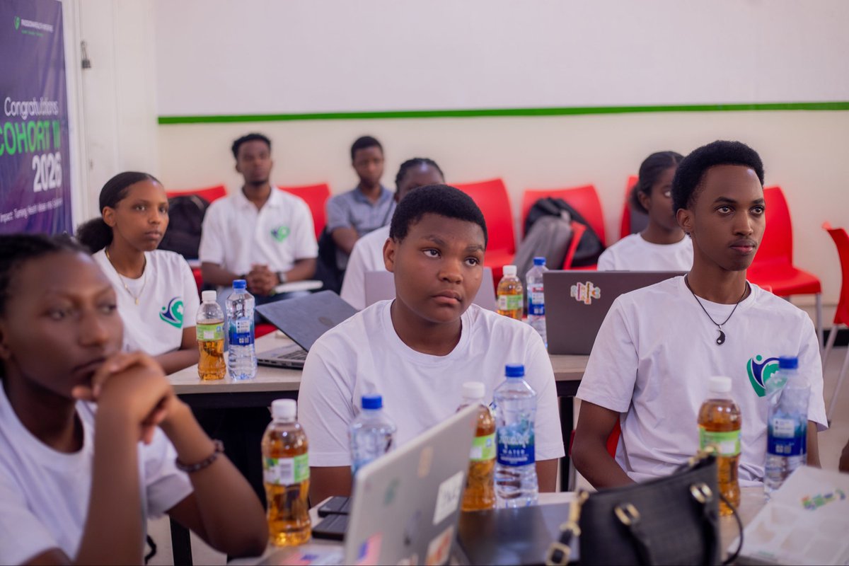 JenniferUmuton's tweet photo. Happy to have been part of the final session and pitching @p4h_rwanda for Cohort II, 2026 and witness fellow younger colleagues showcase their projects to address Global health issues.

From Passion to Impact: Turning Health Ideas into Solutions.
#passion4health #health https://t.co/XWbYdfVbtl