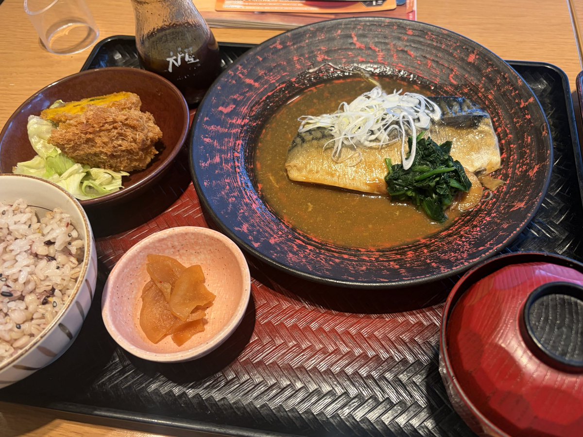 gr_cwz's tweet photo. タリーズの方が味濃くてうま https://t.co/ccOTI4j9x8