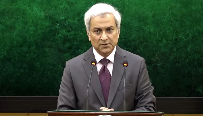 pak_hub_'s tweet photo. #Pakistan reaffirms its commitment to #peace efforts despite escalating tensions between Washington and #Tehran, while Islamabad welcomed The Hague court’s ruling on obligations under the Indus Waters Treaty and treaty-based dispute resolution under international law. https://t.co/KNLB2a6imz